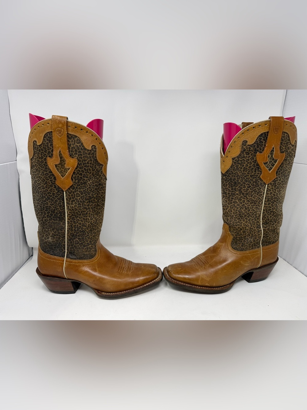 Ariat Women's Round Up Ryder Leopard print Western Boots Sz 9.5 (BTLMUO)